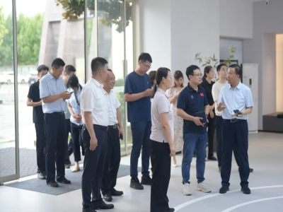 綠色建材產(chǎn)業(yè)鏈融鏈固鏈再發(fā)力！哈工大王代玉教授一行蒞臨天意機(jī)械、卓越精工考察調(diào)研